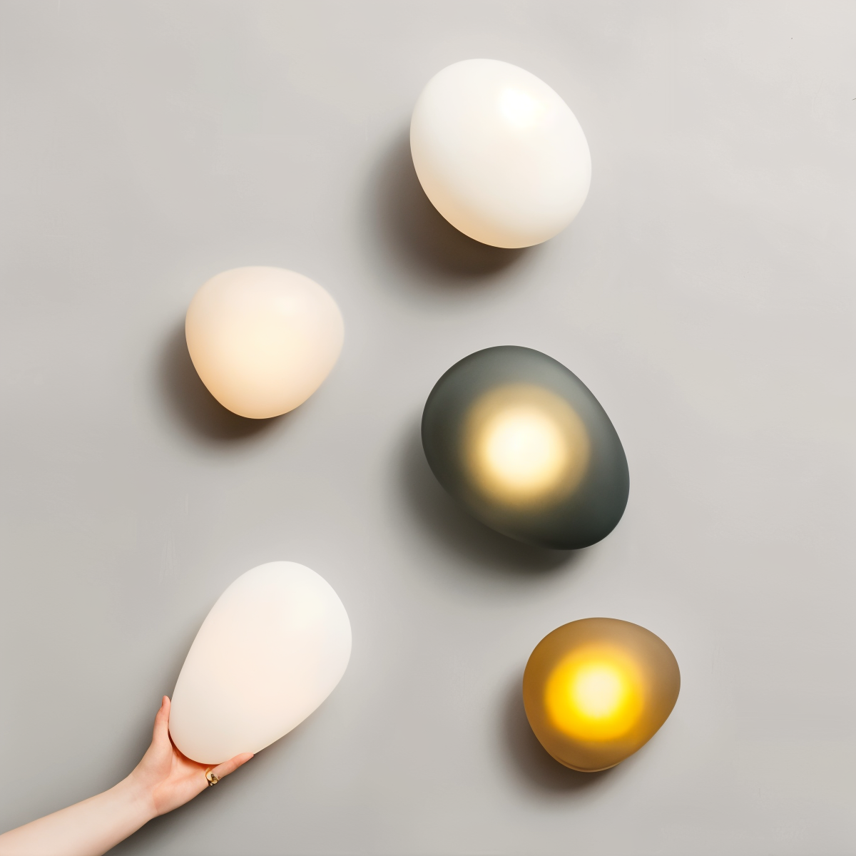 PebbleHue WallLight | Lampada da parete in vetro LED | Design scandinavo e luce calda bianca