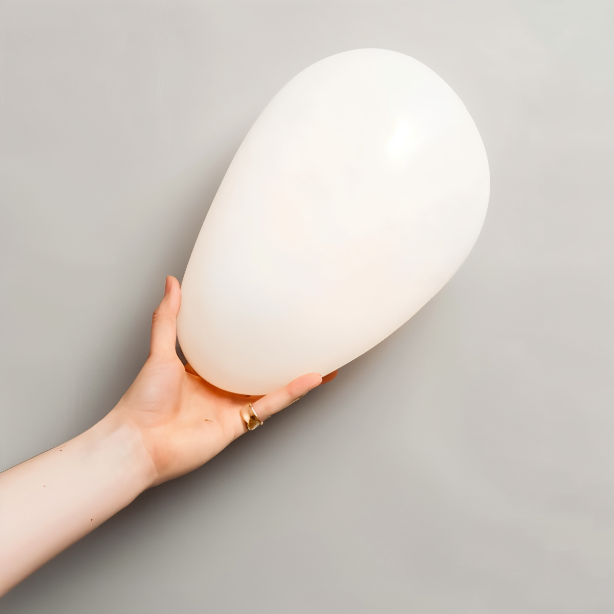 PebbleHue WallLight | Lampada da parete in vetro LED | Design scandinavo e luce calda bianca