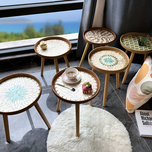 Ravnea Cirque | Tavolino rotondo in legno e rattan intrecciato a mano