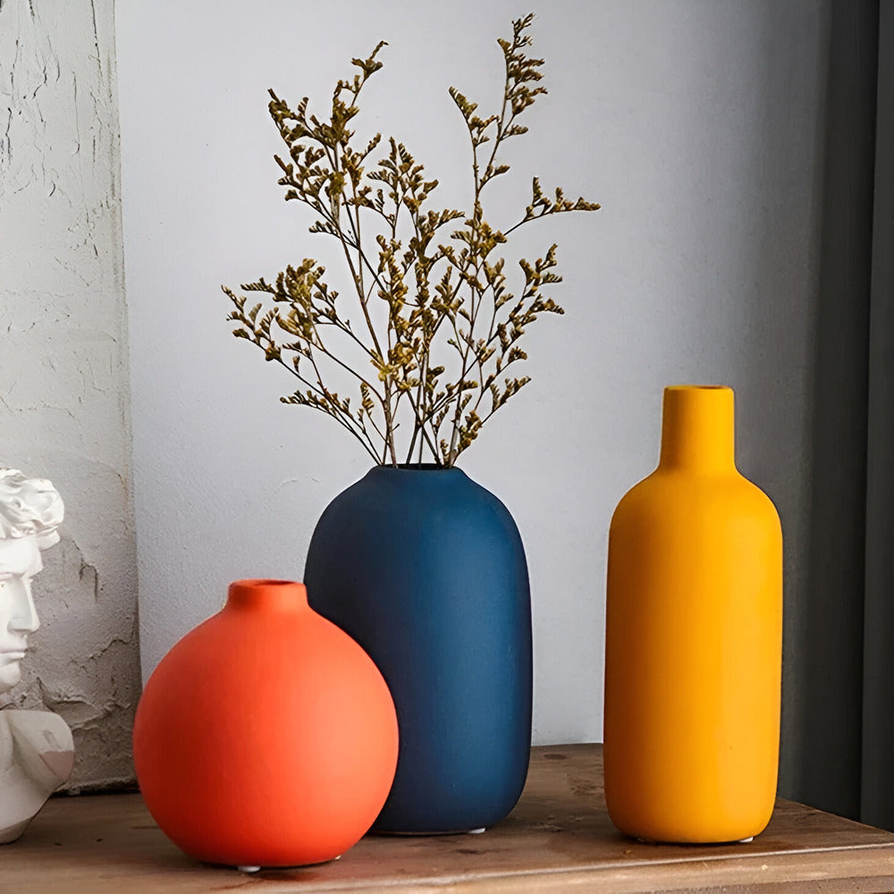 Astraelle – Scandinavian Ceramic Vase in Minimalist Style