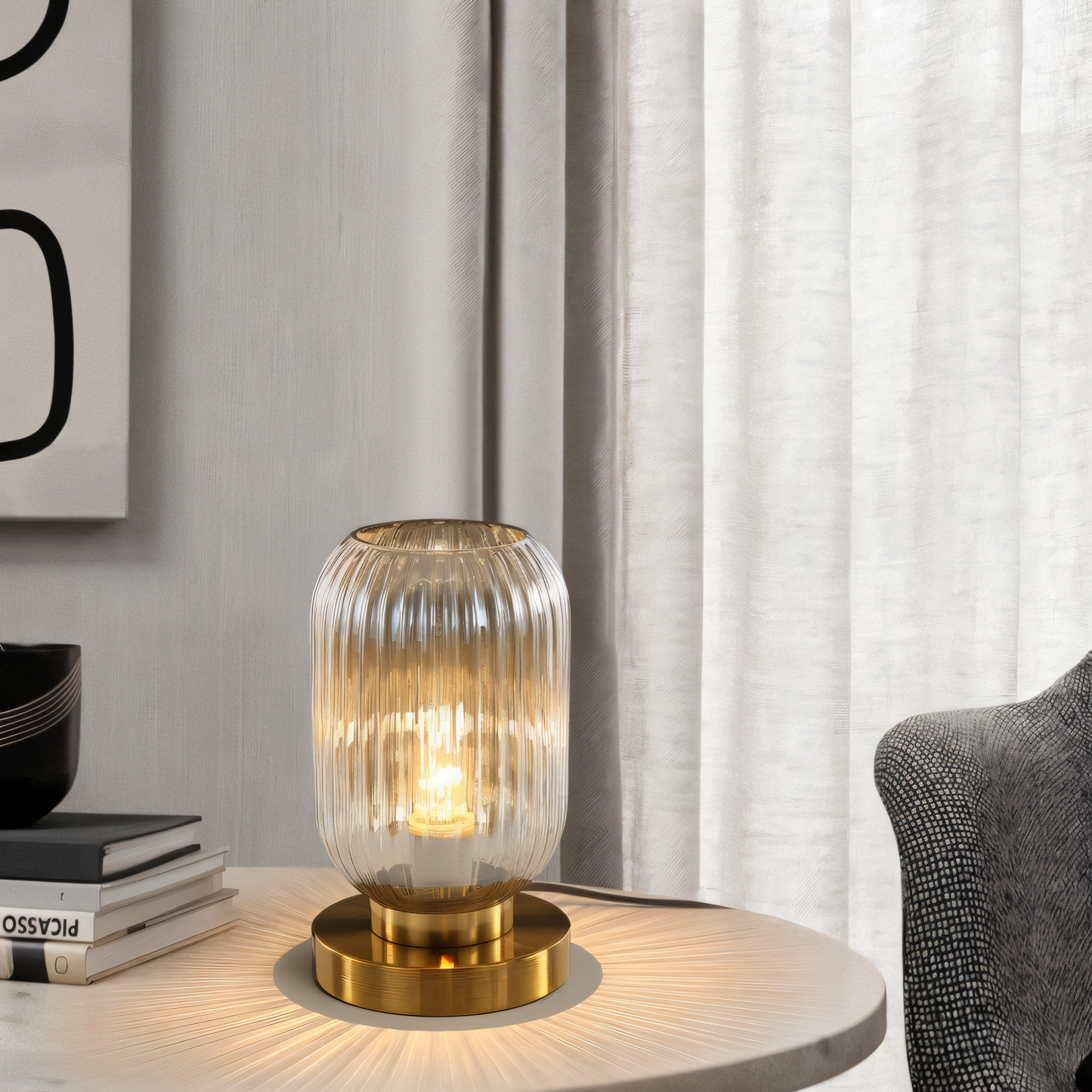 Oriantha | Lampada da tavolo scandinava con vetro rigato