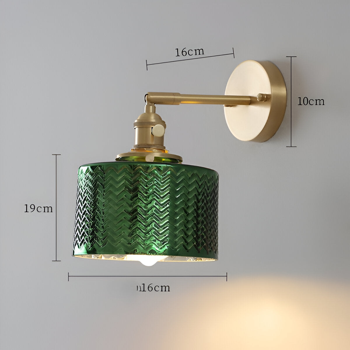 Olyviae | Applique LED regolabile in vetro rigato dal design scandinavo