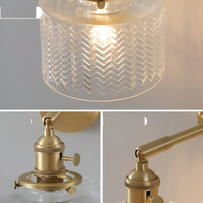 Olyviae | Applique LED regolabile in vetro rigato dal design scandinavo