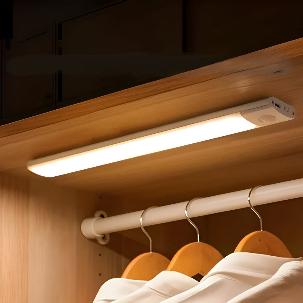 IllumiSense Motion | Luce LED ricaricabile con USB e sensore di movimento