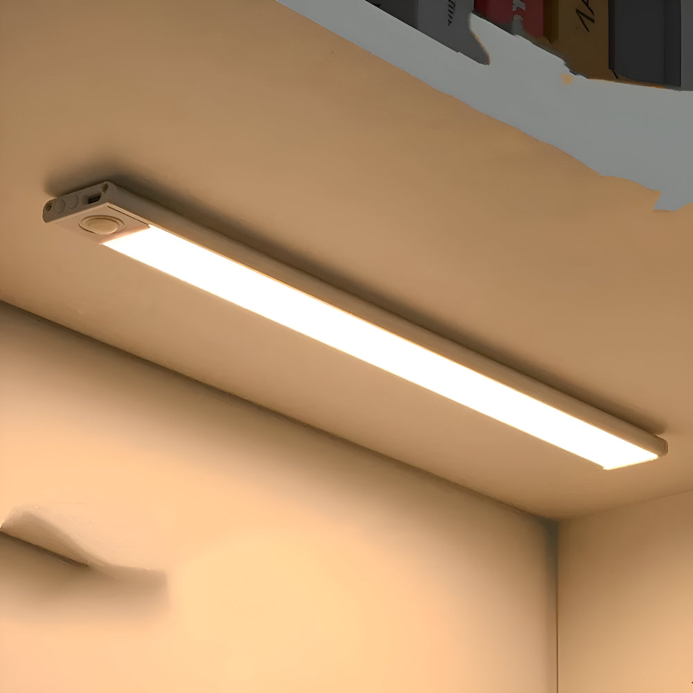 IllumiSense Motion | Luce LED ricaricabile con USB e sensore di movimento