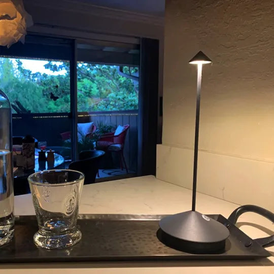 Fenlira | Kabellose LED Tischlampe mit Akku und Touch-Dimmer