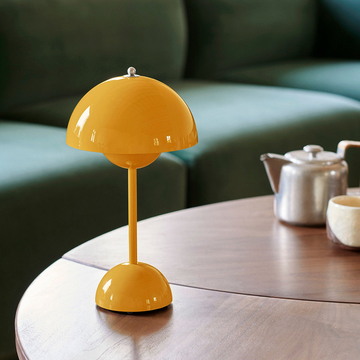 Retrova | Kabellose LED Tischlampe im Retro-Design mit Akku, Touch-dimmbar