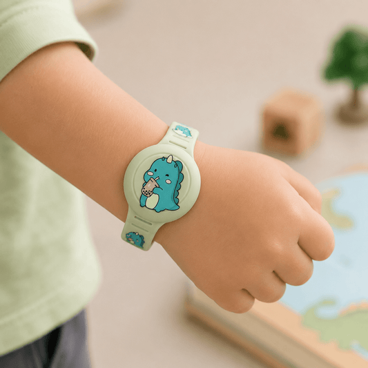 LITTLELOCATE – Colorful GPS bracelet for children with a comfortably adjustable strap