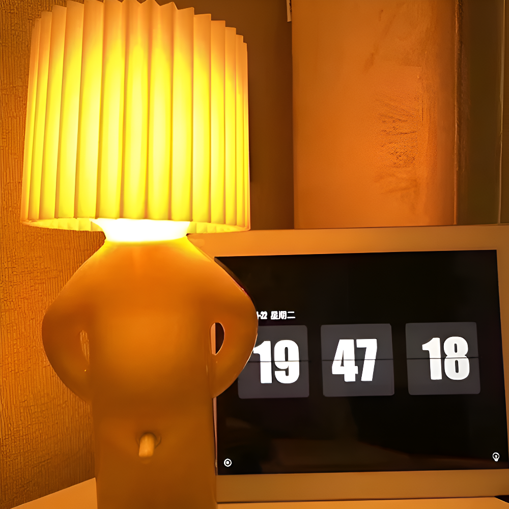 LumoPal Shy | Lampada da tavolo LED a forma di figura – dimmerabile e decorativa