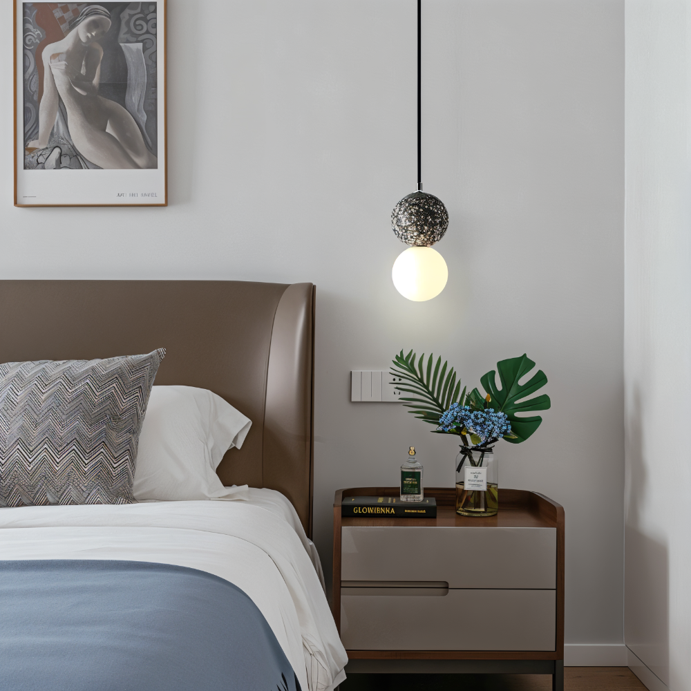 LumeGlobe – Elegante lampada a sospensione a doppia sfera in vetro e metallo per il tavolo da pranzo