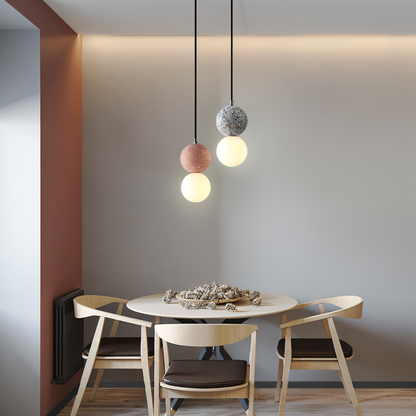 LumeGlobe – Elegante lampada a sospensione a doppia sfera in vetro e metallo per il tavolo da pranzo