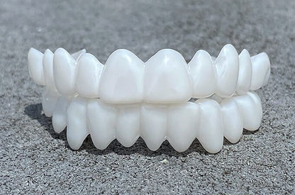 Lumineux | Natürliche Zahnprothese für Elegantes Lächeln 2