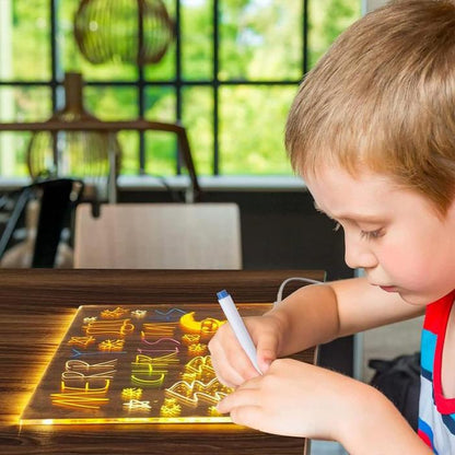 Lunara | LED-Memoboard für Kreative 1