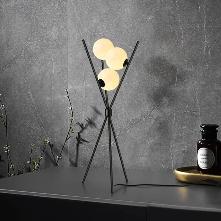 Lunaris | Lampada da tavolo e da terra LED dal design a luna