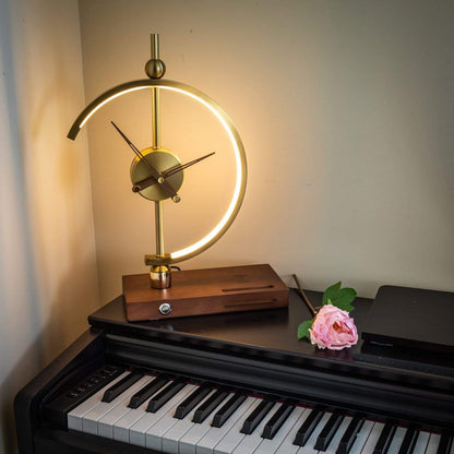Nagoya Chrono | Lampada da tavolo lussuosa con orologio integrato e funzione di ricarica