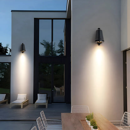 Minimalist LED outdoor wall lamp made of aluminum – weatherproof