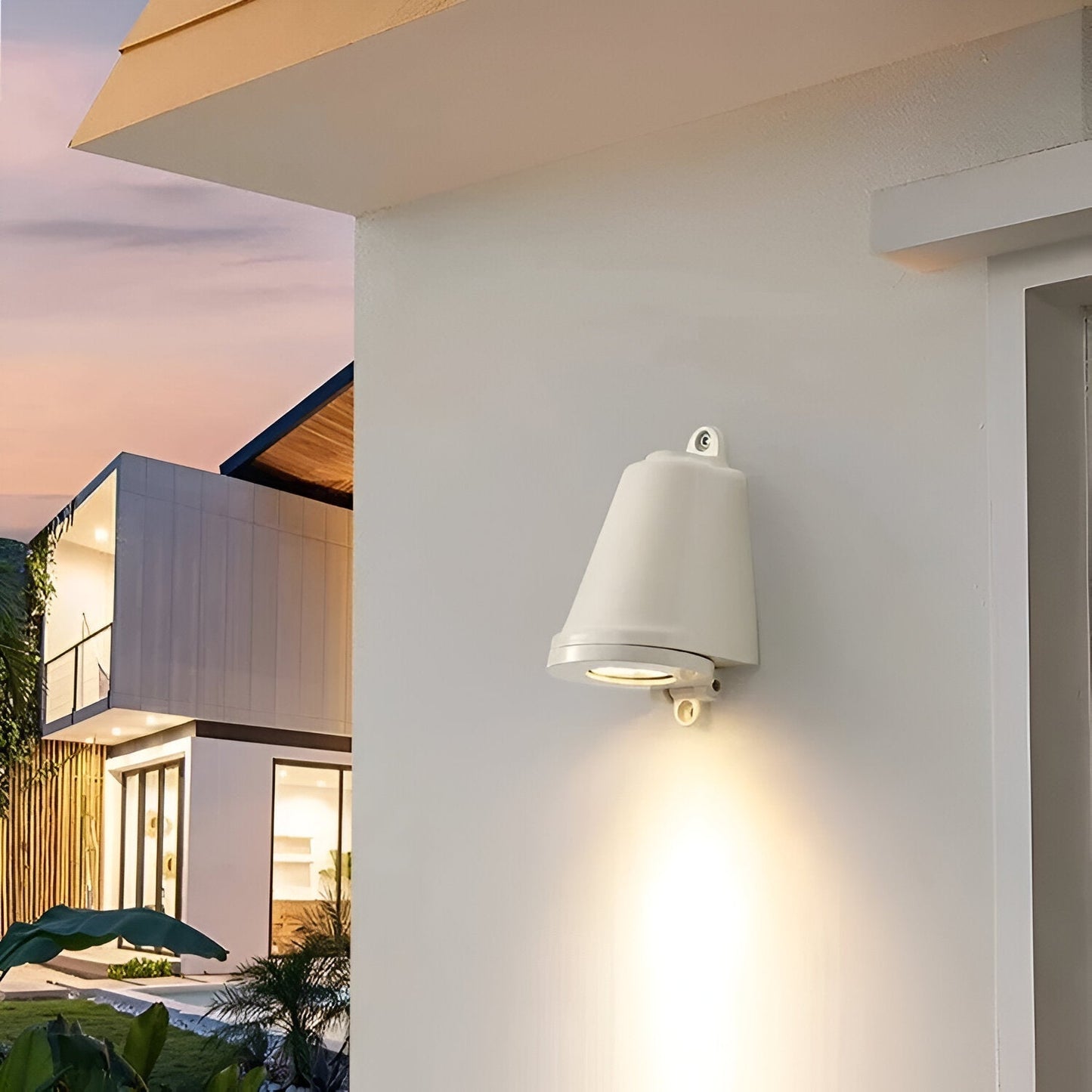 Minimalist LED outdoor wall lamp made of aluminum – weatherproof