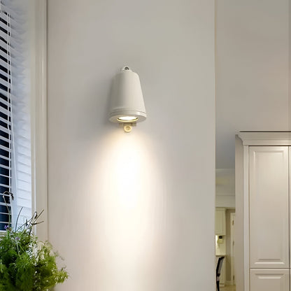 Minimalist LED outdoor wall lamp made of aluminum – weatherproof