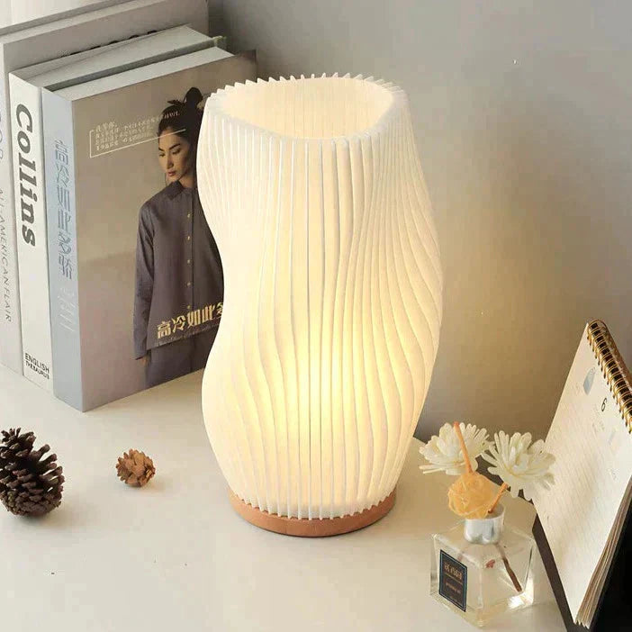 Wavecrest Aura | Lampada da tavolo LED dal design ondulato