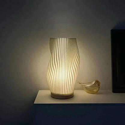 Wavecrest Aura | Lampada da tavolo LED dal design ondulato