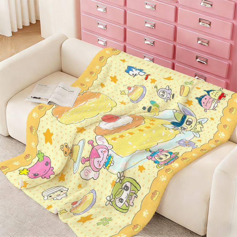 Kuschini | Plush Throw Blanket with Playful Cartoon Print, Machine Washable