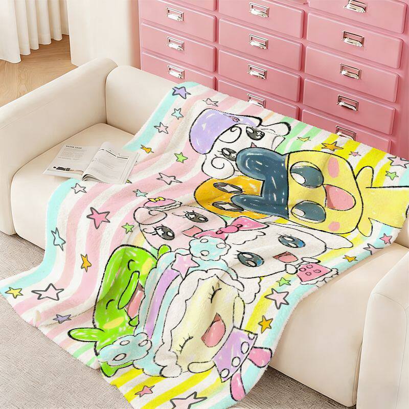 Kuschini | Plush Throw Blanket with Playful Cartoon Print, Machine Washable