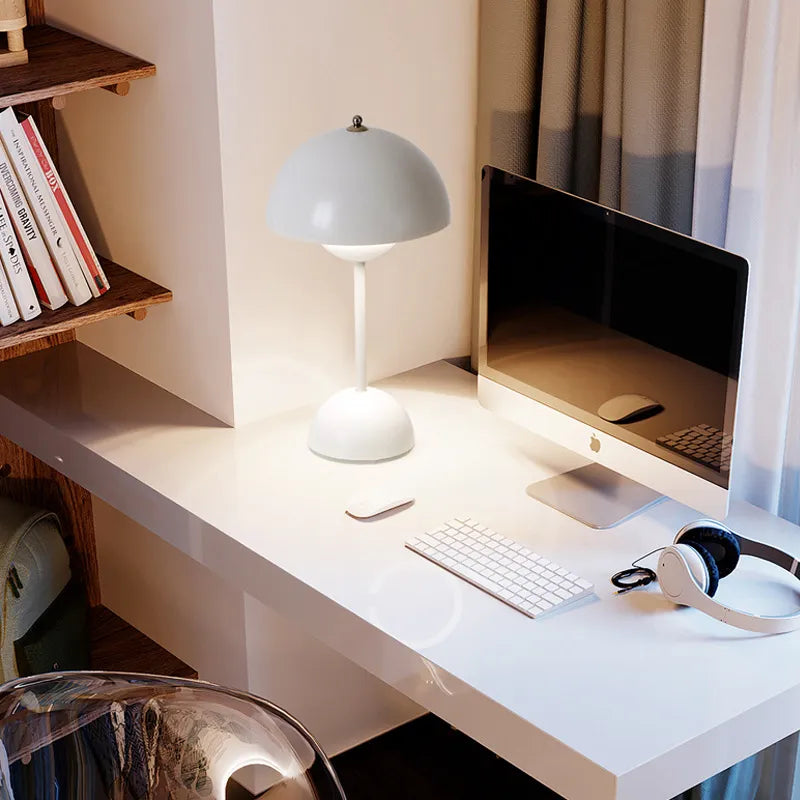 Vereva | Akku Tischlampe mit Touch-Dimmer, 2700 K, IP44, bis 12 Std. Laufzeit