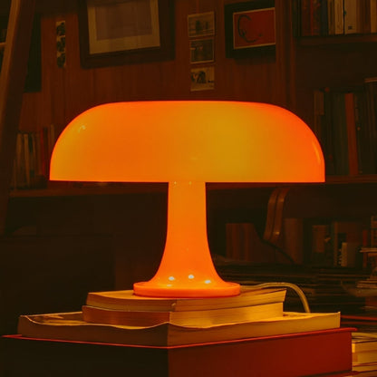 Pilzana | Pilz Tischlampe mit USB, stufenlos dimmbar und drei Lichtfarben