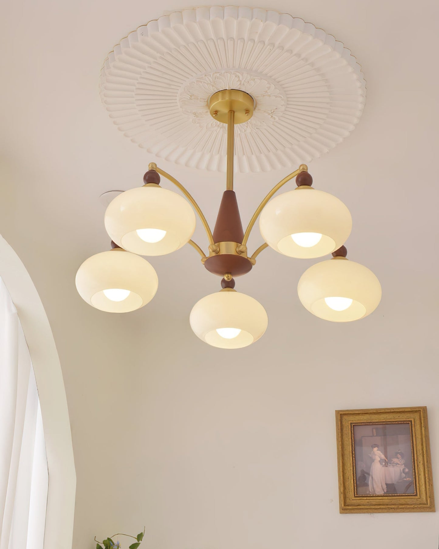 Meliora | Retro Chandelier with Musical Inspiration