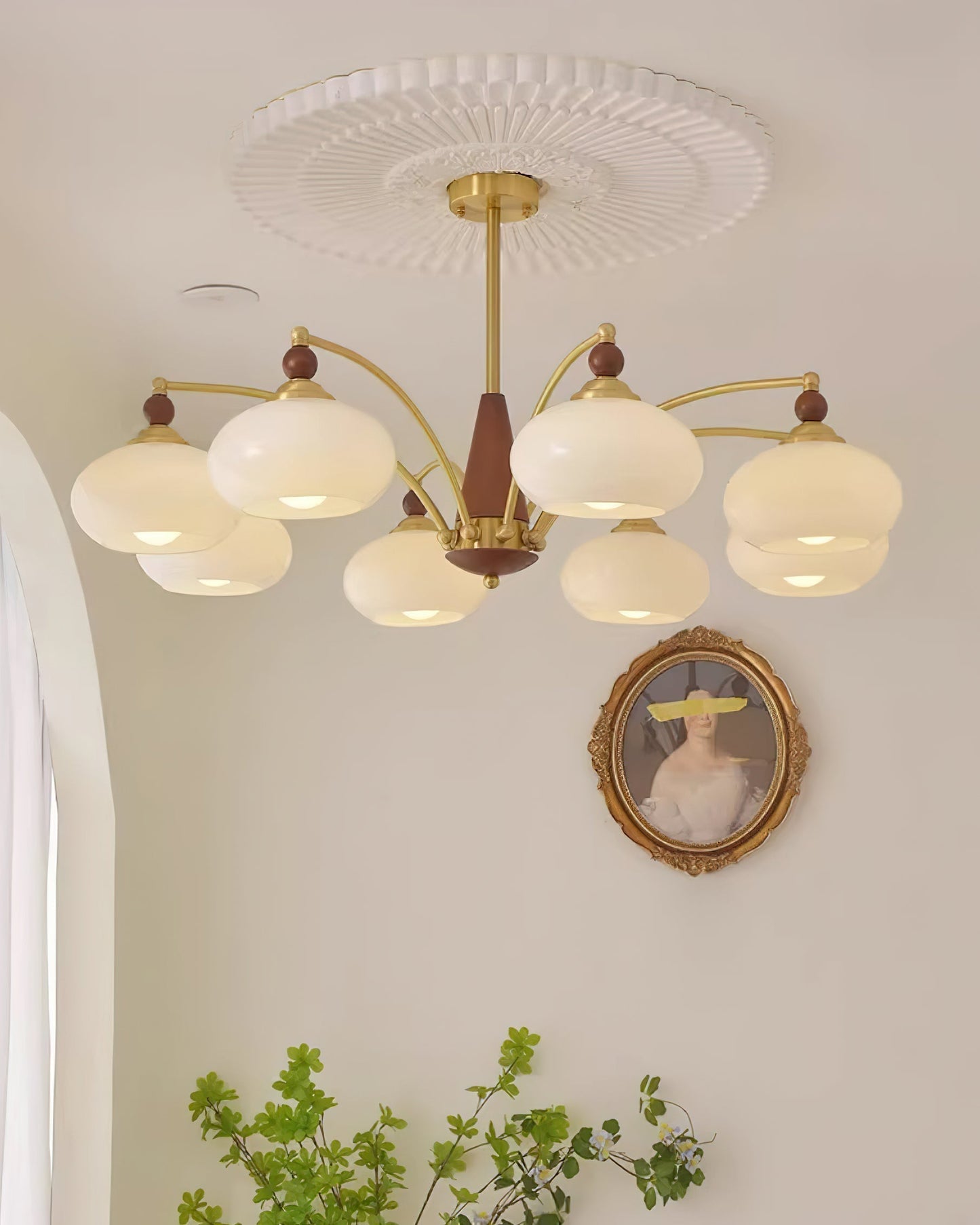 Meliora | Retro Chandelier with Musical Inspiration