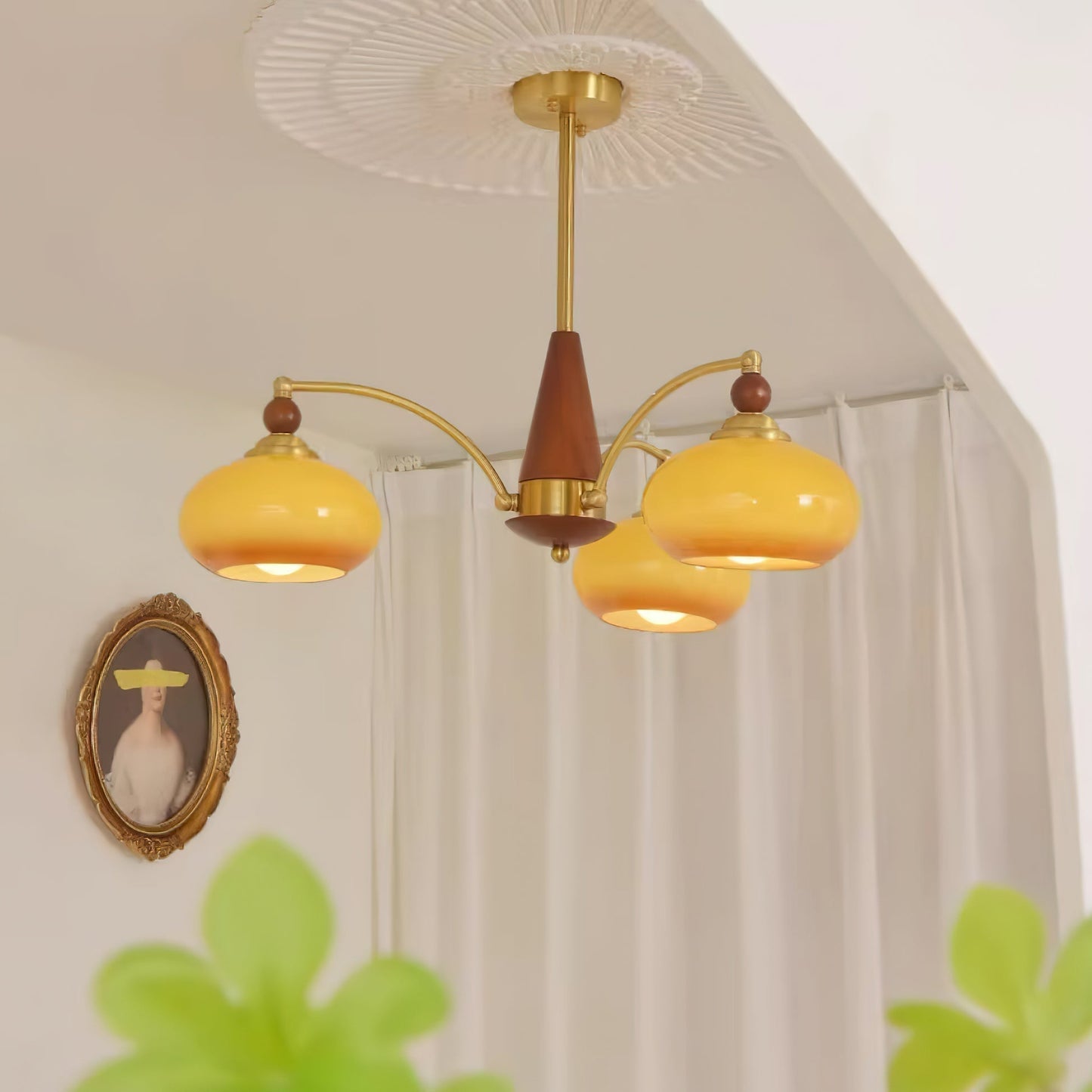 Meliora | Retro Chandelier with Musical Inspiration