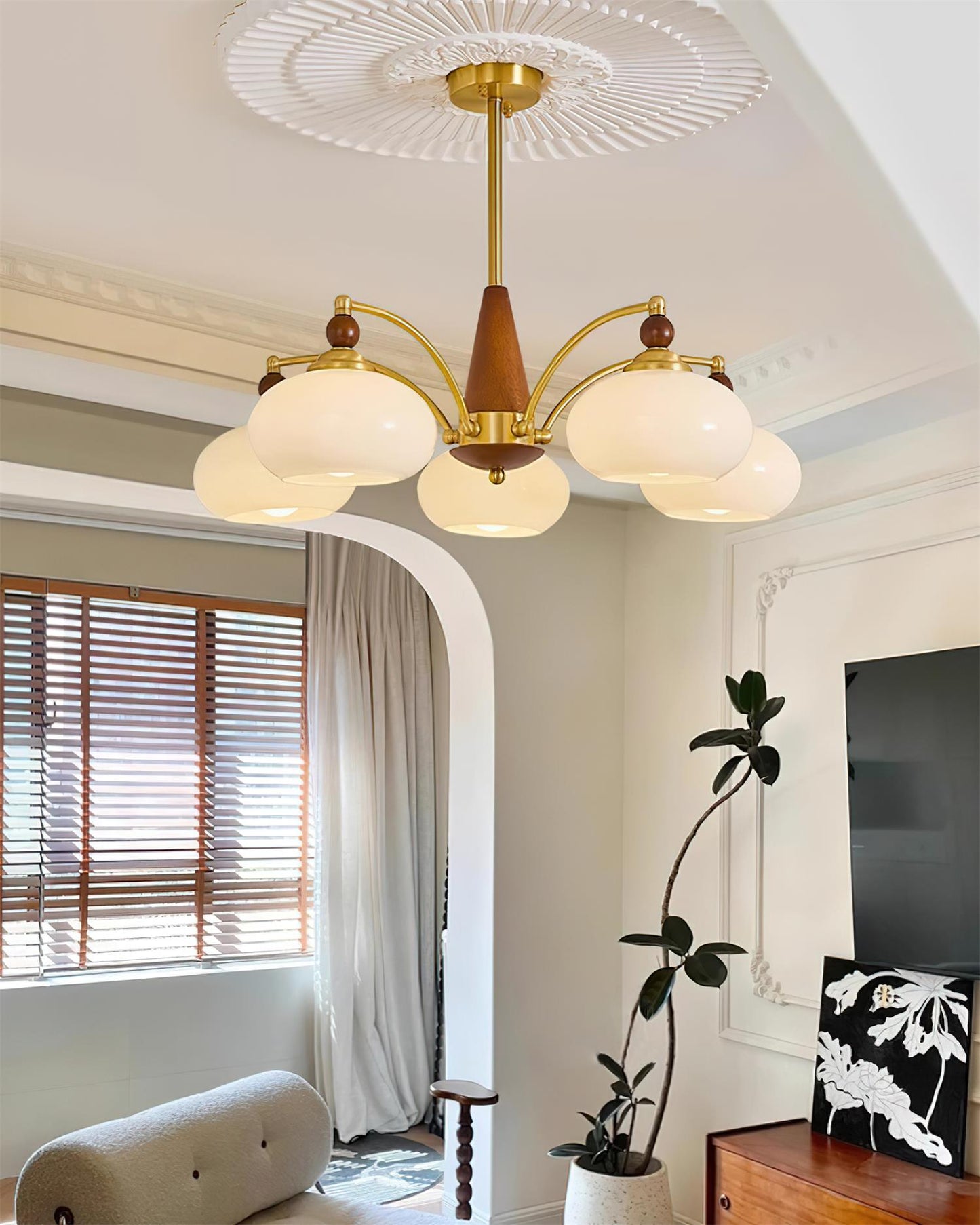 Meliora | Retro Chandelier with Musical Inspiration