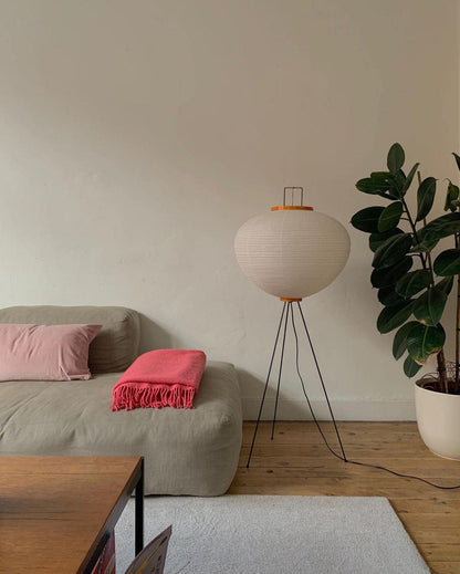Lunora Haze | Lampadaire sculptural en papier de riz au style Japandi