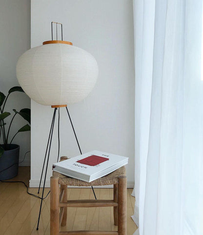 Lunora Haze | Lampadaire sculptural en papier de riz au style Japandi