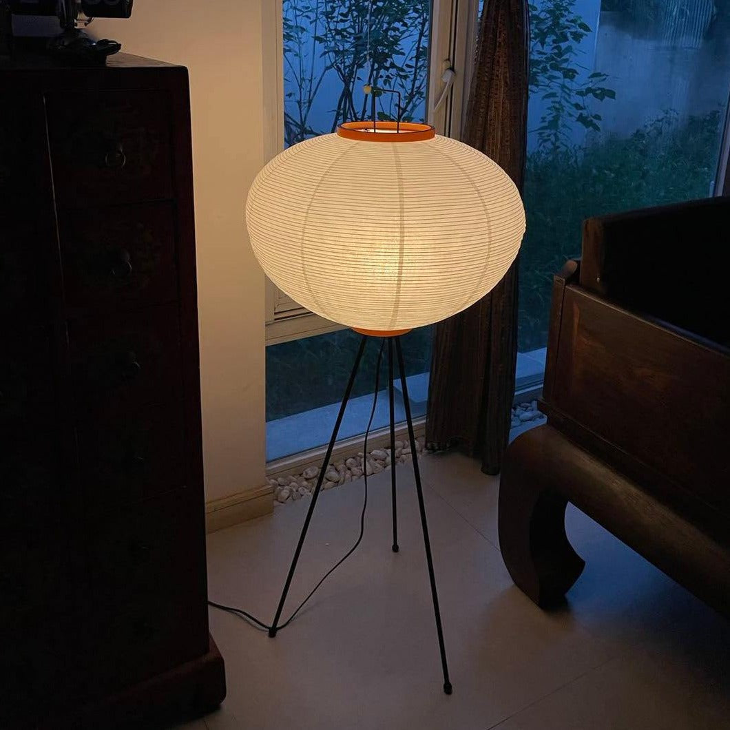 Lunora Haze | Lampadaire sculptural en papier de riz au style Japandi