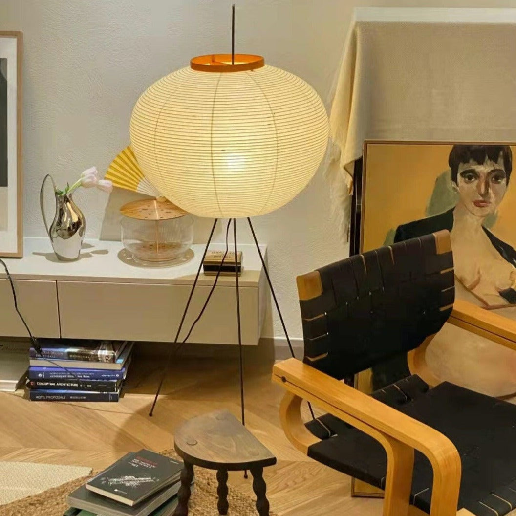 Lunora Haze | Lampadaire sculptural en papier de riz au style Japandi