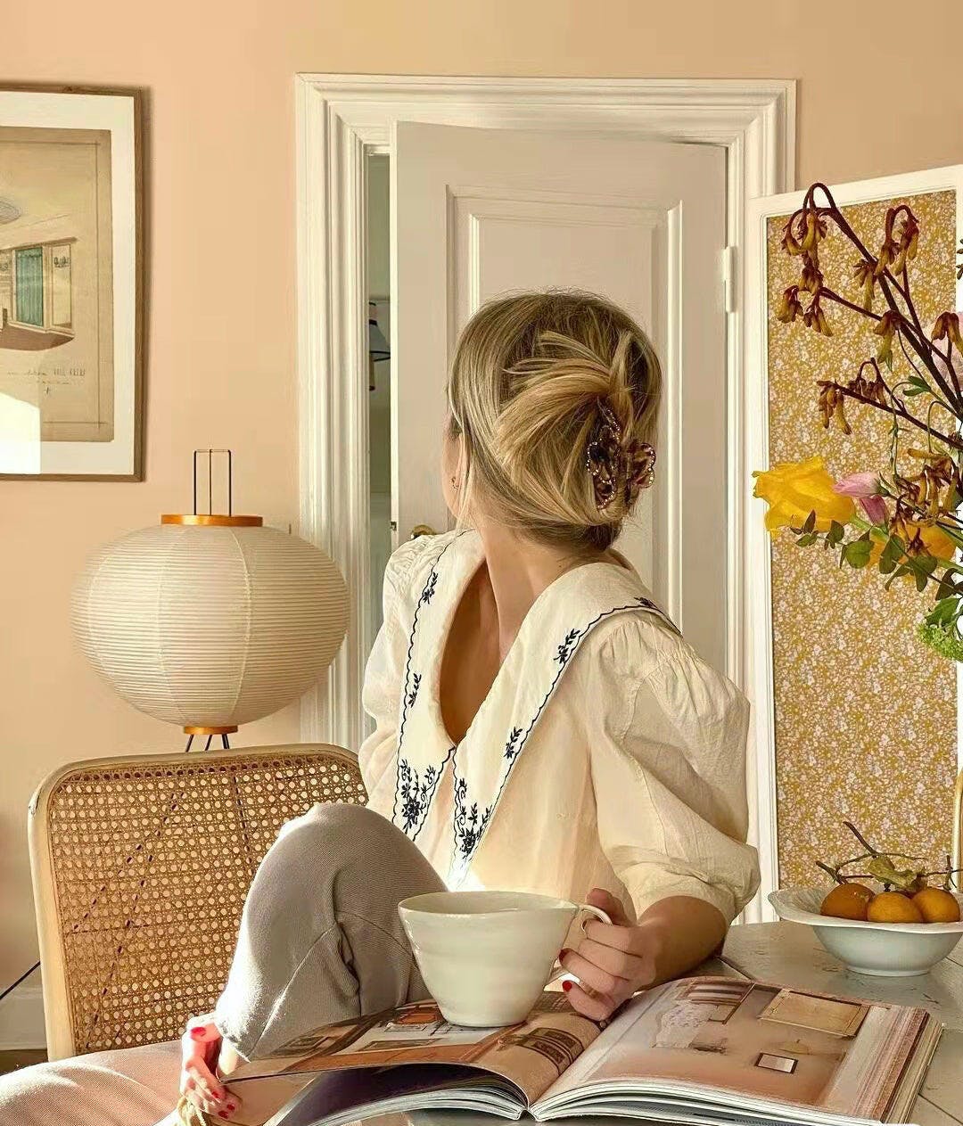 Lunora Haze | Lampadaire sculptural en papier de riz au style Japandi
