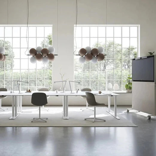 Lampada a sospensione LED Holly – Lampada a sfera moderna con design scultoreo per sala da pranzo e soggiorno