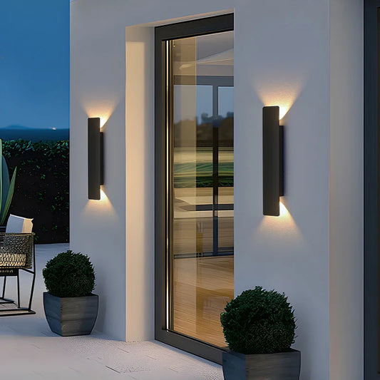 LumaStrix Noir | Applique LED da esterno resistente alle intemperie in alluminio, 18W