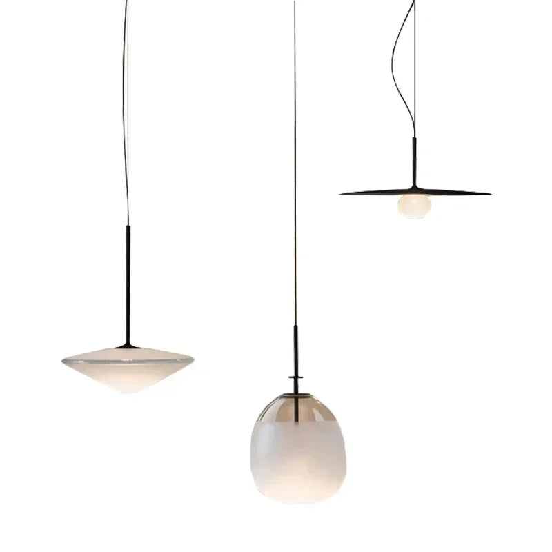 NordicGlow | duński żyrandol szklany | kolorowy urok szklanych lamp w skandynawskim designie