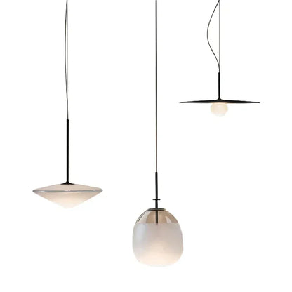NordicGlow | duński żyrandol szklany | kolorowy urok szklanych lamp w skandynawskim designie