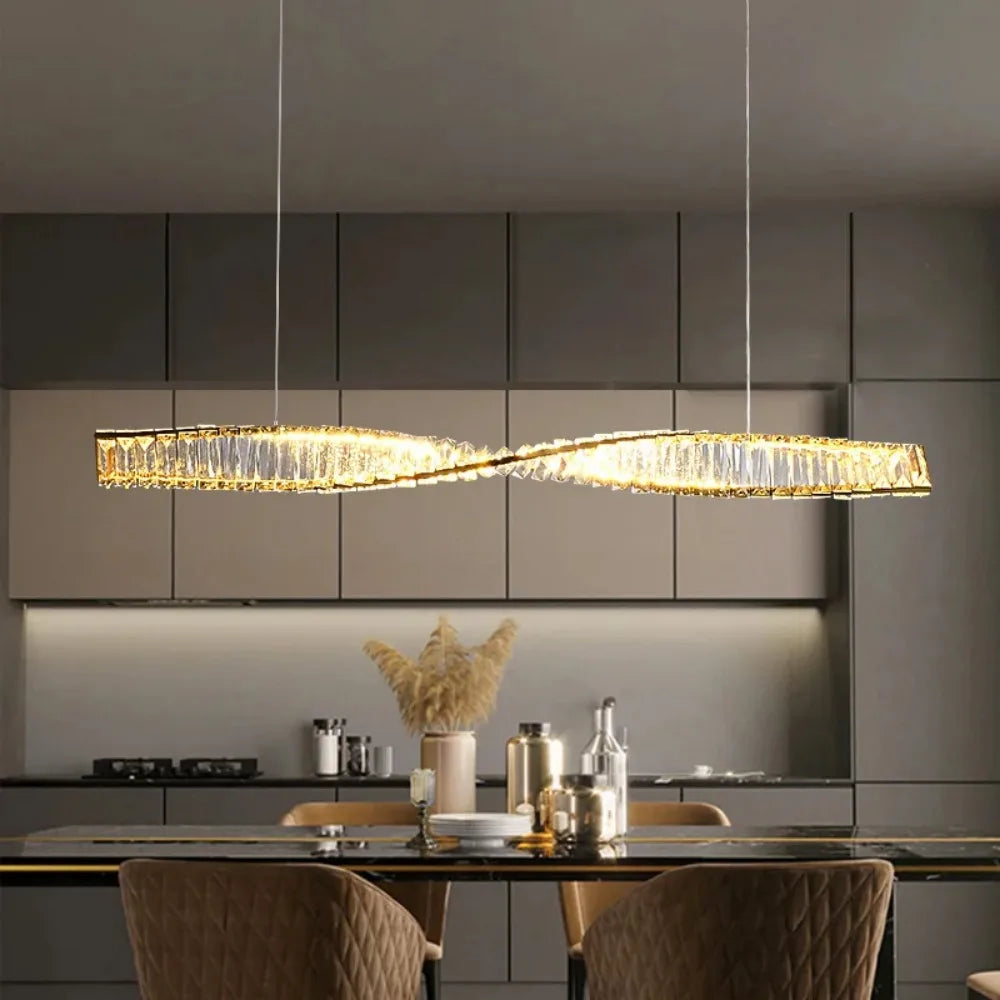 Astrion | Lampada a sospensione LED moderna con cristalli e design a spirale per tavolo da pranzo