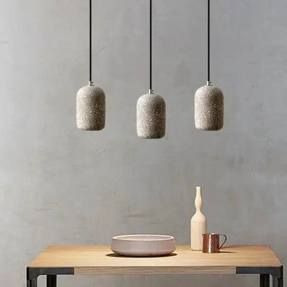 Kiva Cast | lampada a sospensione in cemento dal design industriale con tecnologia LED