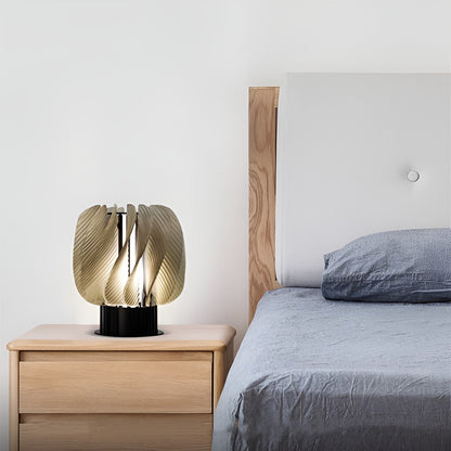 Lampada da tavolo LED moderna ed elegante dal design minimalista in alluminio