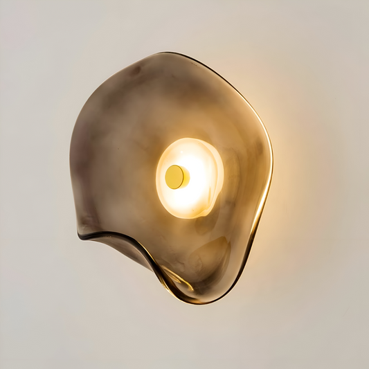 NordLume – Gebogene Glas-Wandleuchte im Skandinavisch-Japandi-Stil mit LED-Beleuchtung