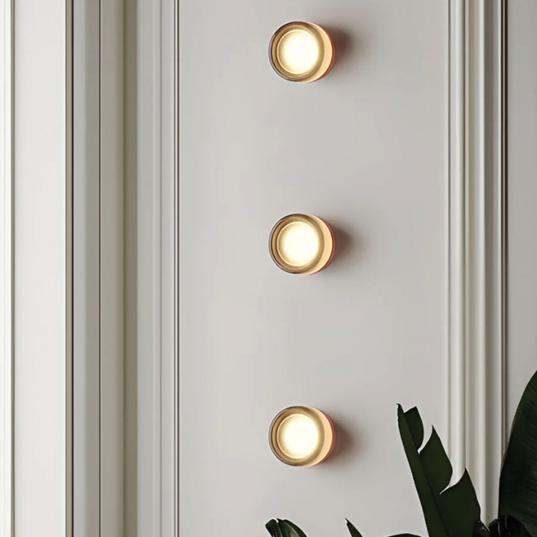 Veylo Dimm | lampada da parete LED compatta dal design scandinavo