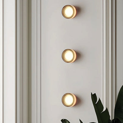 Veylo Dimm | lampada da parete LED compatta dal design scandinavo