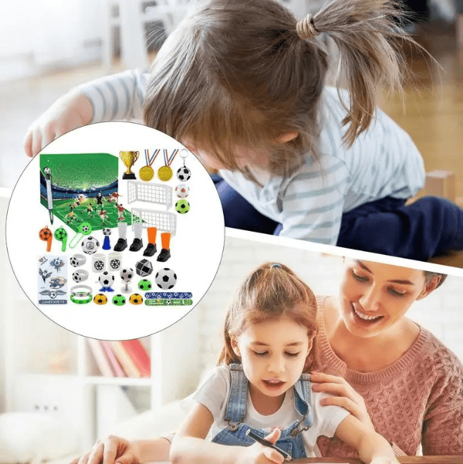 Kickora | Fußball Adventskalender Kinder mit 24 Überraschungen zum Bauen
