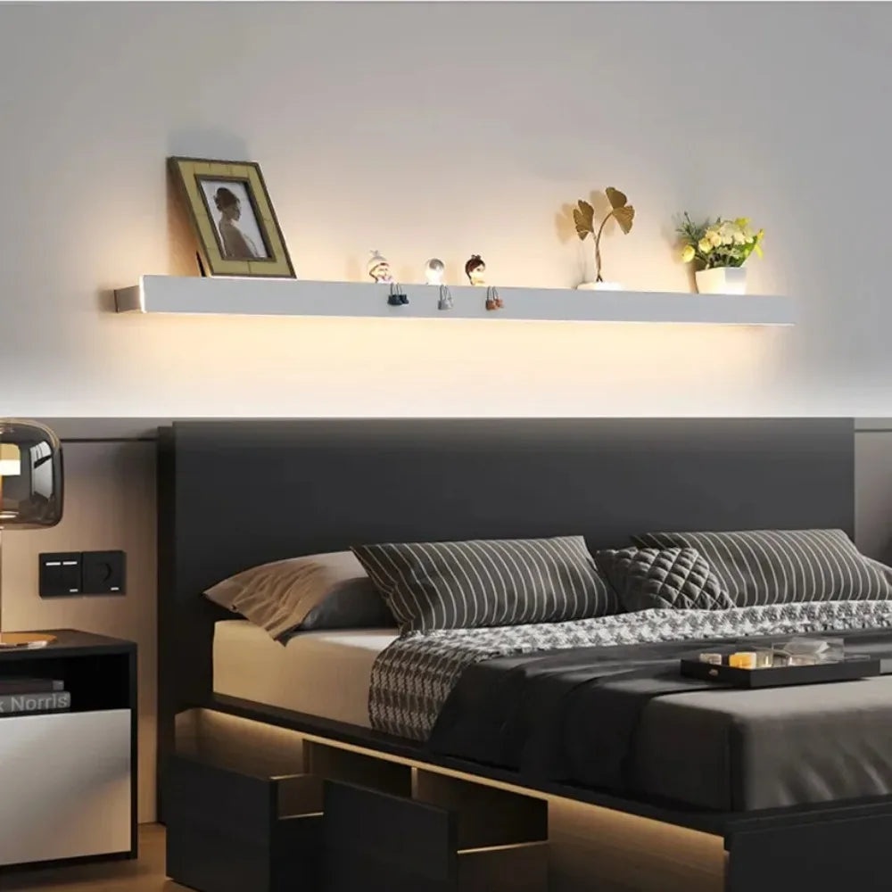 Luntheris – Applique LED moderna con ripiano per camera da letto e soggiorno