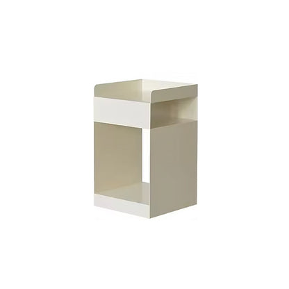 Arket Fold | table d'appoint en métal au design origami danois